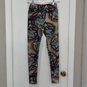 NWOT Lularoe Statue of Liberty/NYC Leggings - Size OS